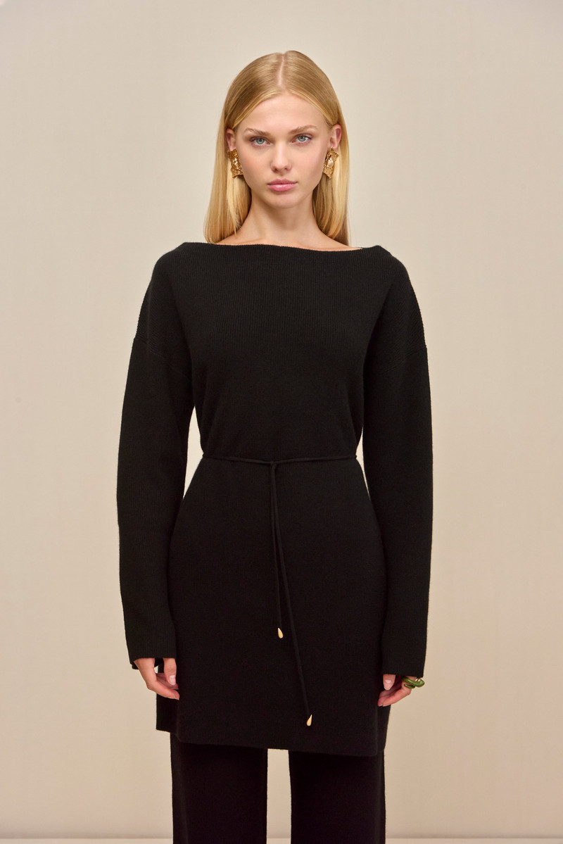 ARAIA SWEATER 5