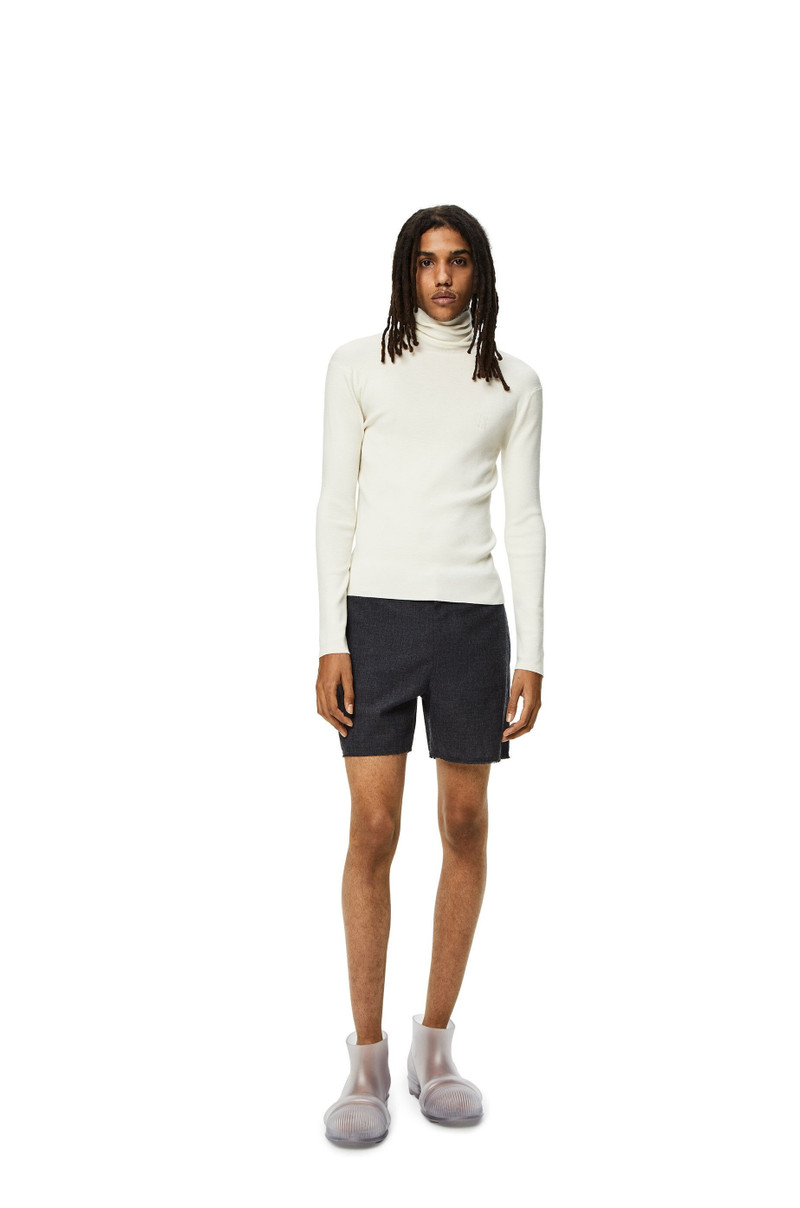 Loewe Shorts in wool outlook
