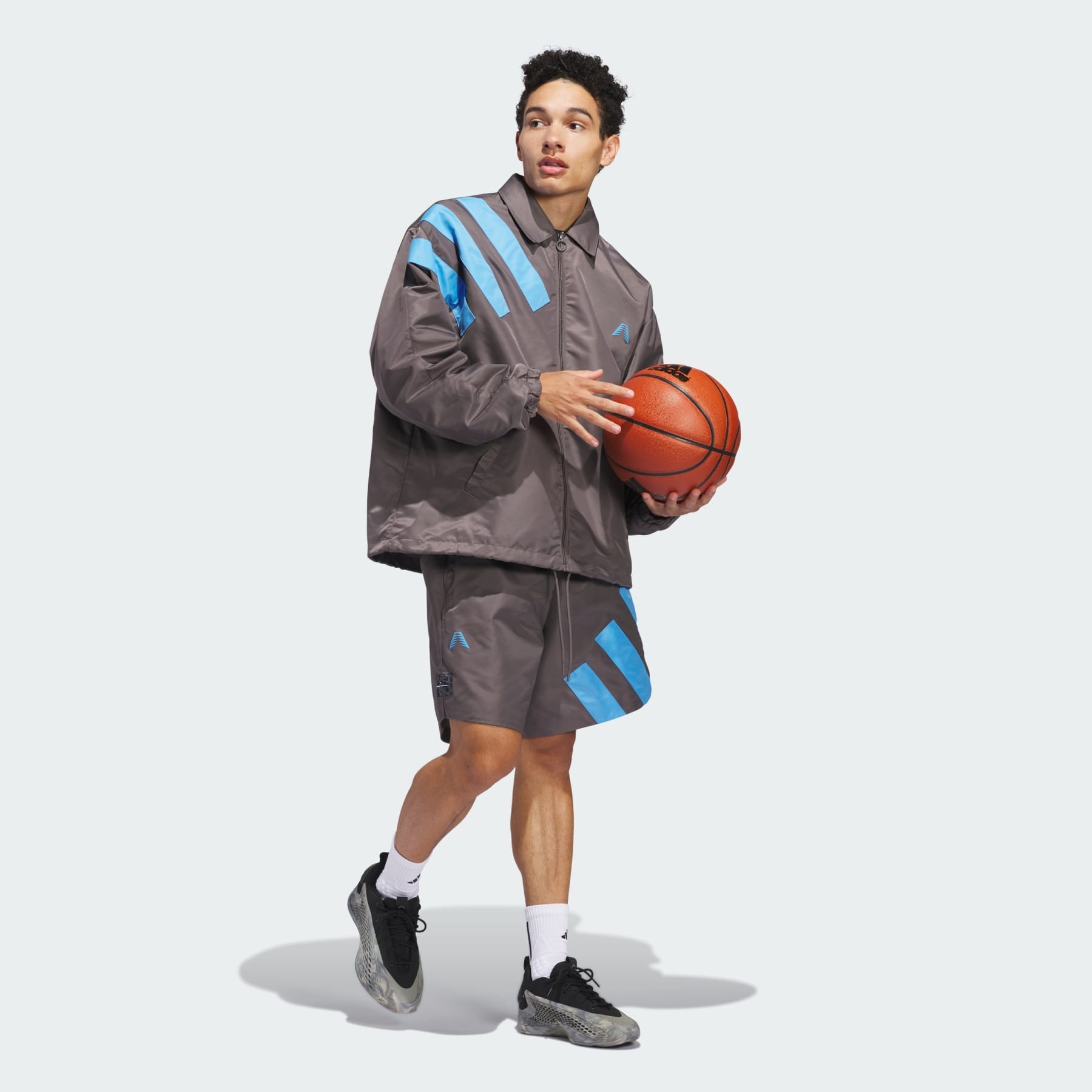 ★ adidas★ Anthony Edwards Short Pants Charcoal IW8052 Clothing - Anthony Edwards 1 Foundation Shorts - Brown