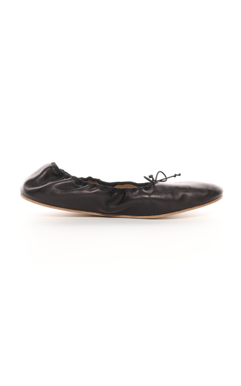 The Row Round Leather Ballet Flats black outlook