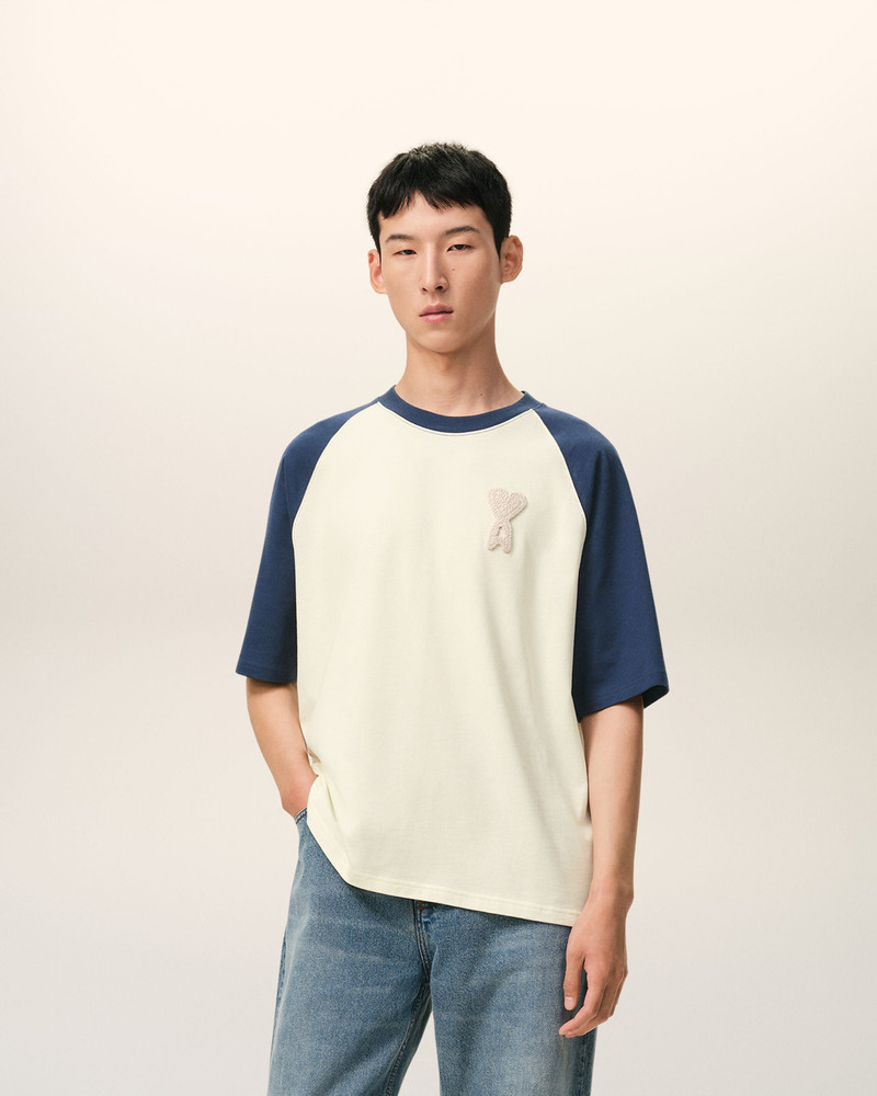 AMI Paris WHITE AND BLUE COTTON AMI DE COEUR KNITTED PATCH T-SHIRT outlook