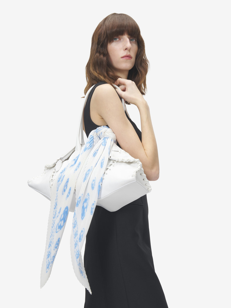 Alexander McQueen Pleated Skull Scarf outlook