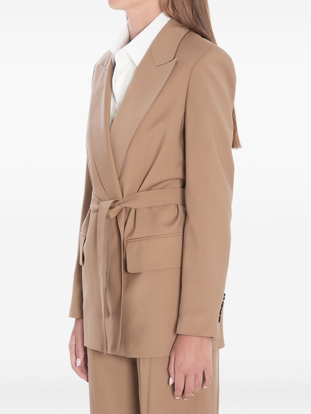 belted peak-lapel blazer - 2