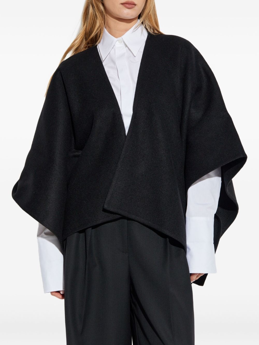 Serra draped cape - 3