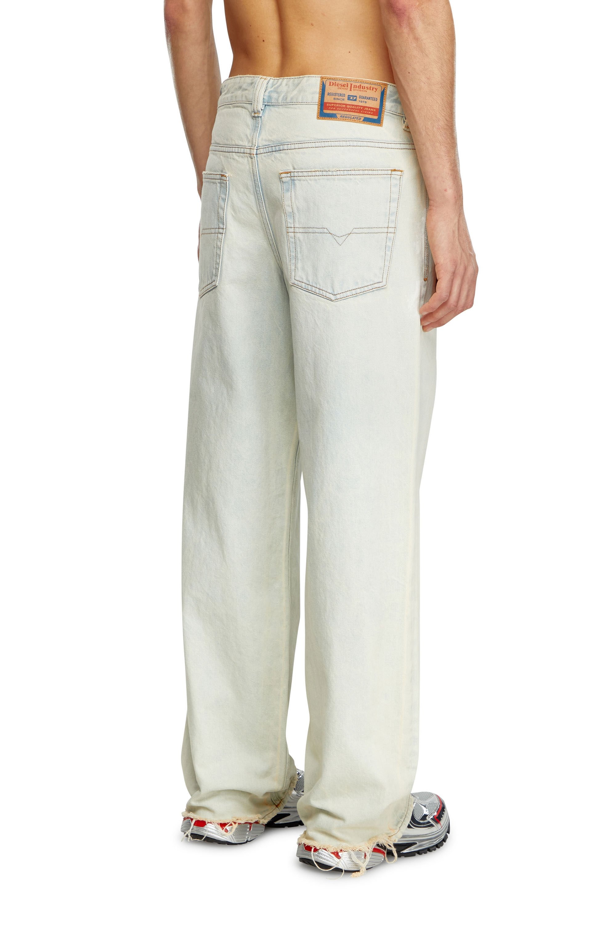 RELAXED JEANS 2001 D-MACRO 09J81 - 4