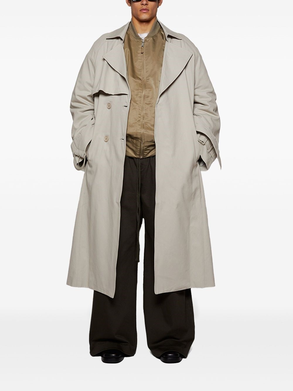 Bomber Broad - 3