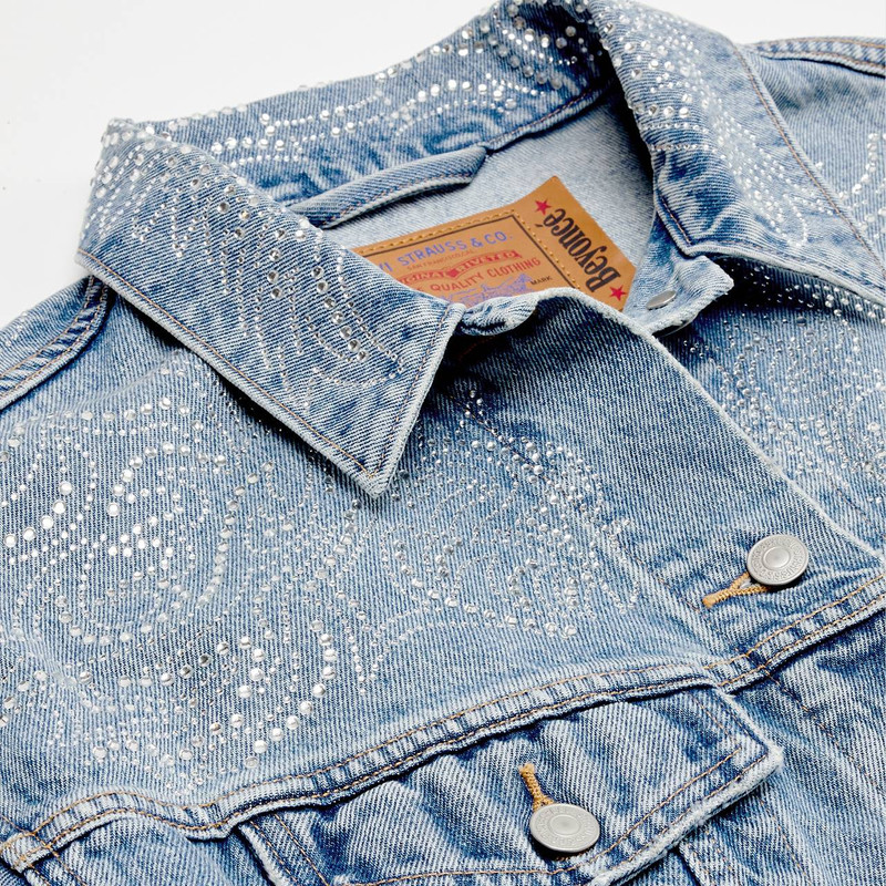 BEYONCÉ X LEVI’S® SHRUNKEN '90S TRUCKER JACKET 14