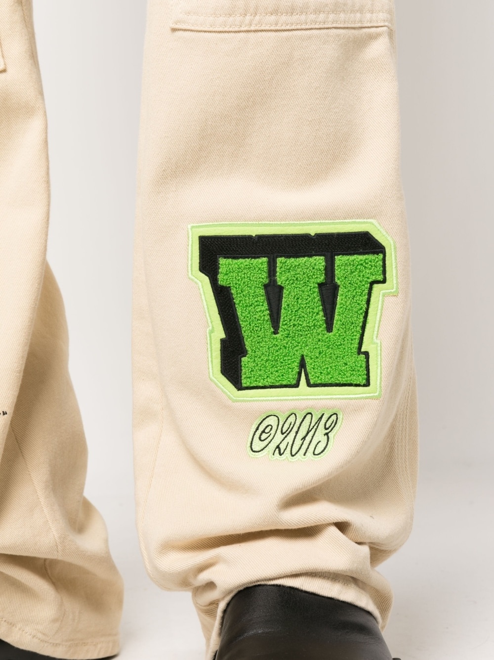 logo-appliqué straight-leg jeans - 5