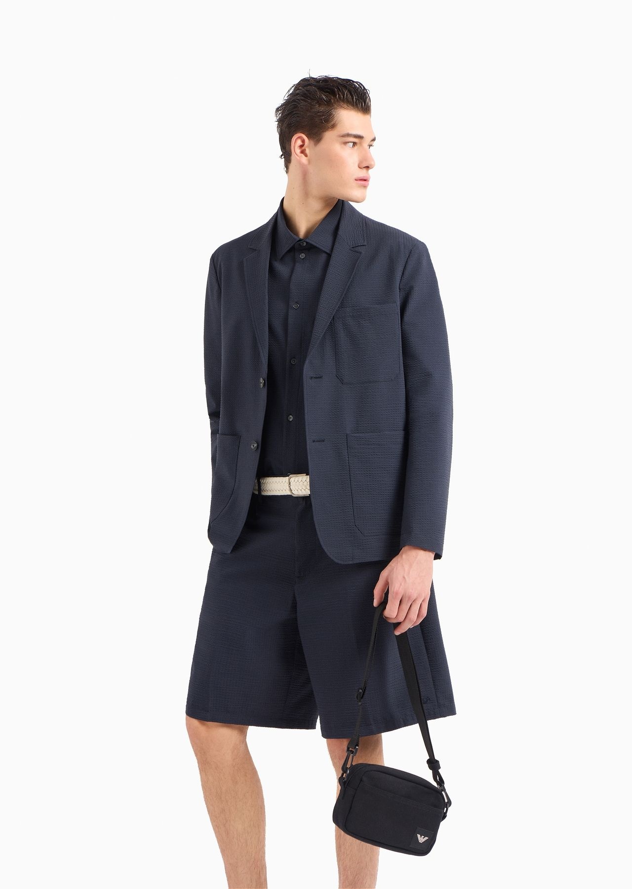 Short-sleeved oversized shirt in technical seersucker - 6