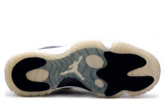 Air Jordan 11 Retro Low 'Snakeskin' - 3