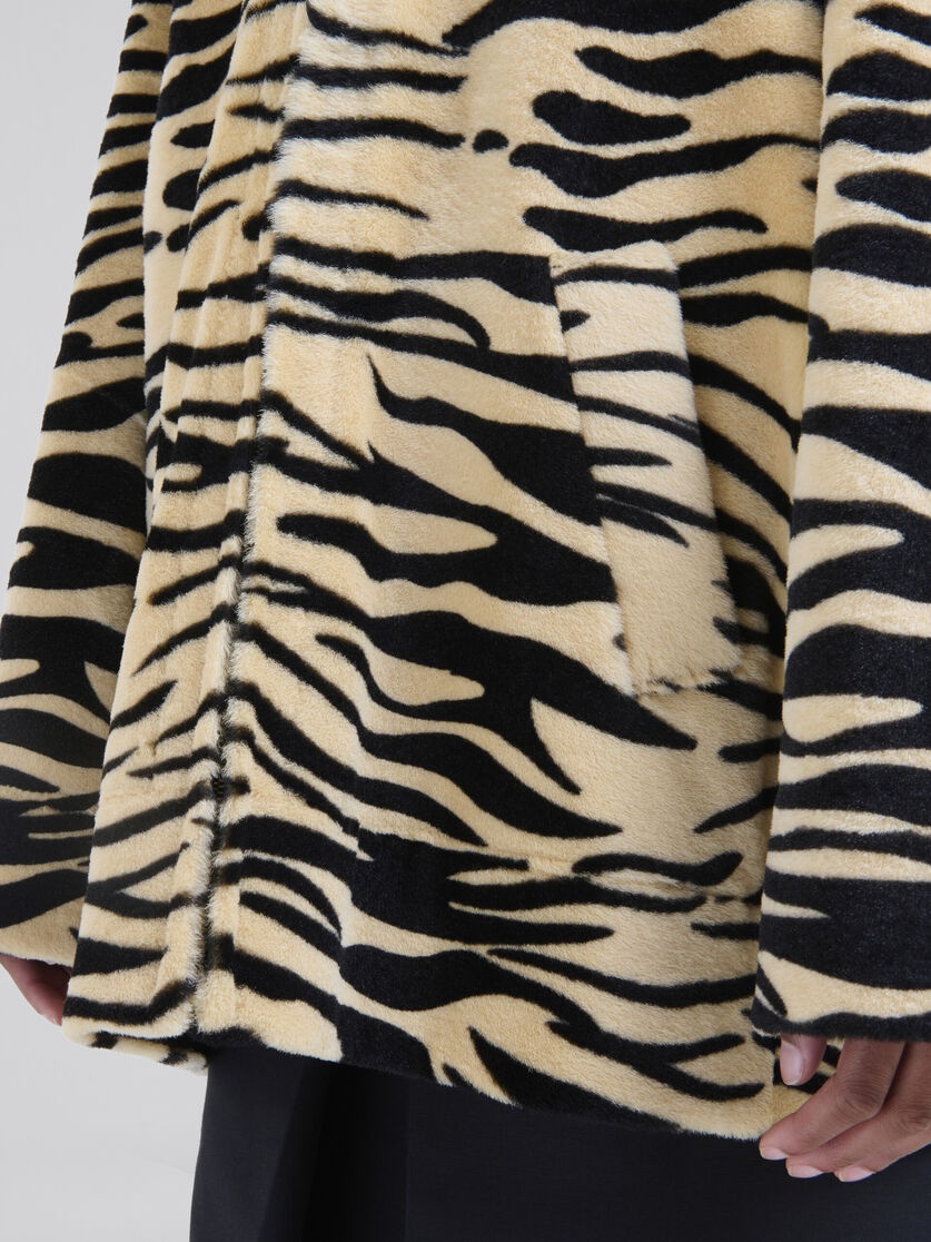 SHEARLING TIGER PRINT HOODIE - 5