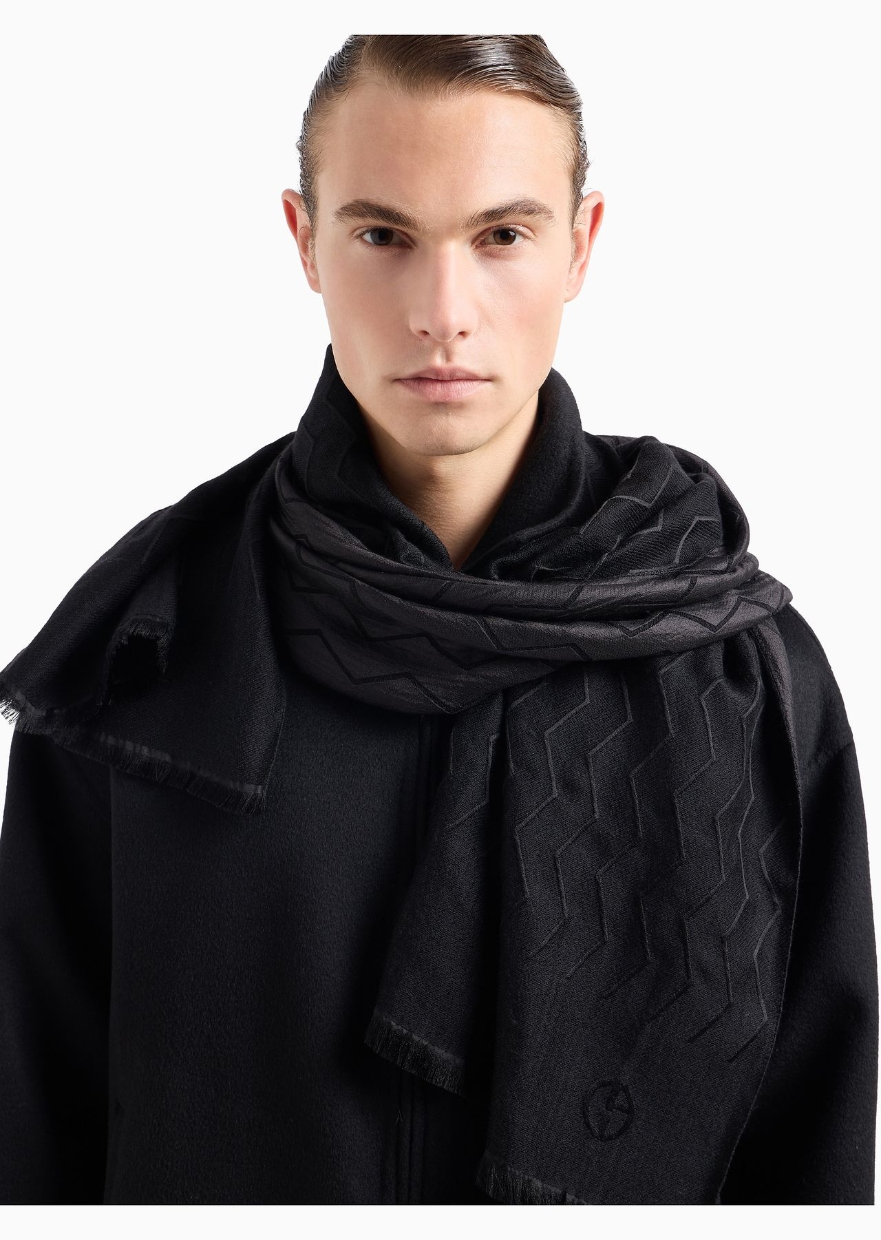 Jacquard virgin wool and silk stole - 5