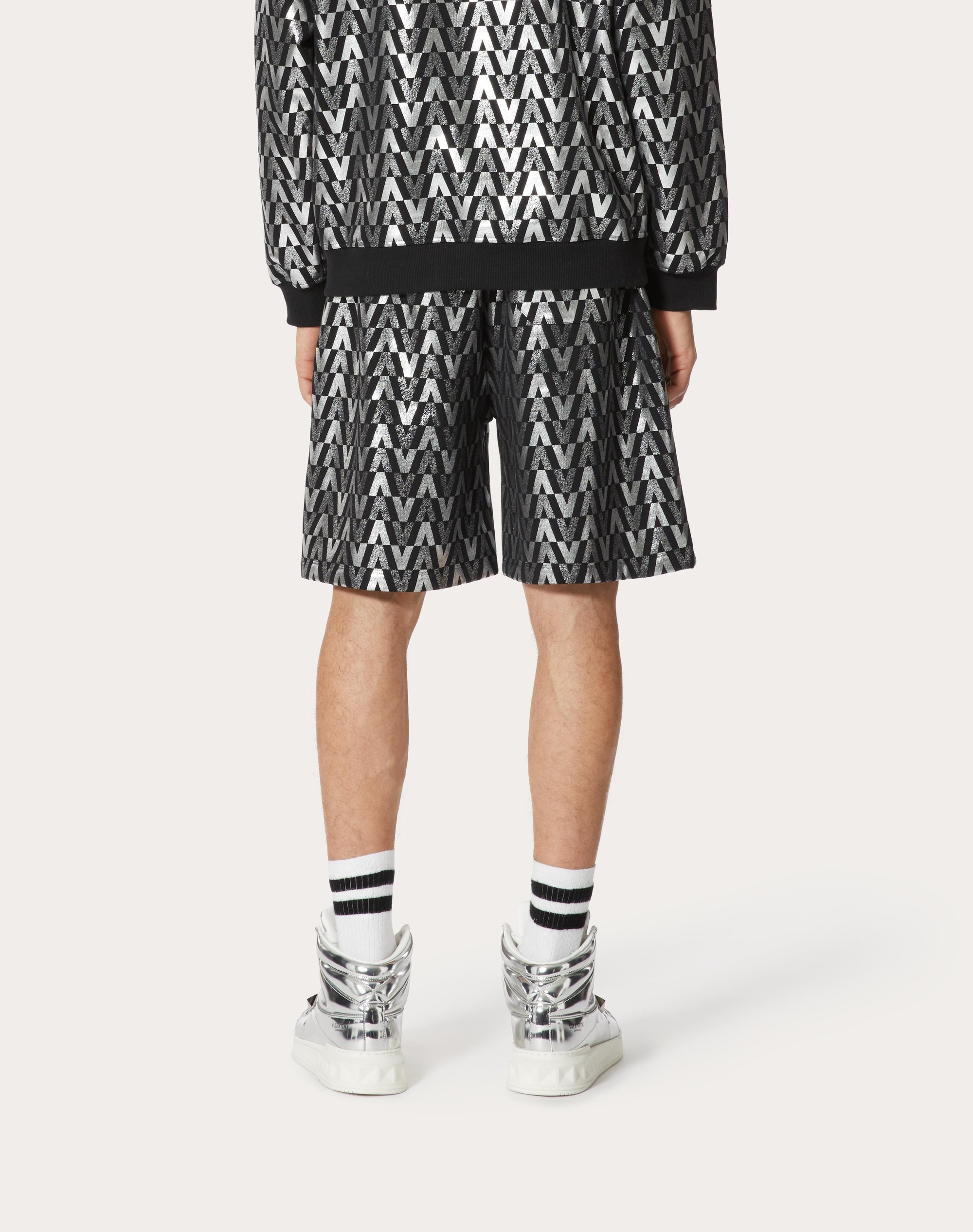 COTTON BERMUDA SHORTS WITH SILVER OPTICAL VALENTINO PRINT - 4