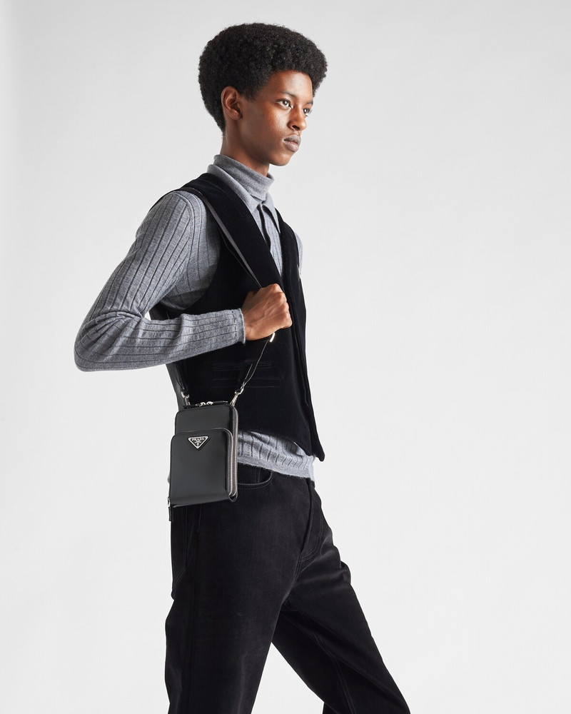 Brushed leather smartphone case 7