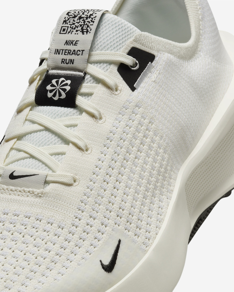 Nike Interact Run SE Men's Road Running Shoes 8