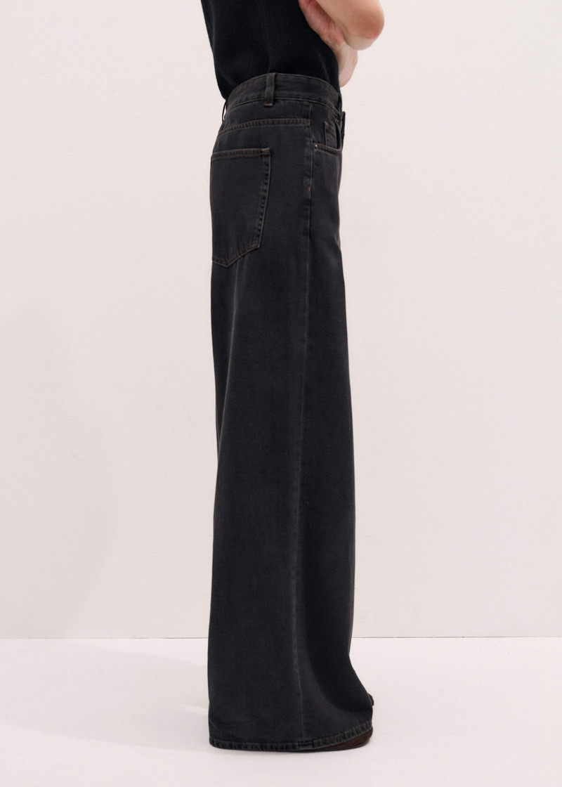 Every-Wear Baggy Jean 5