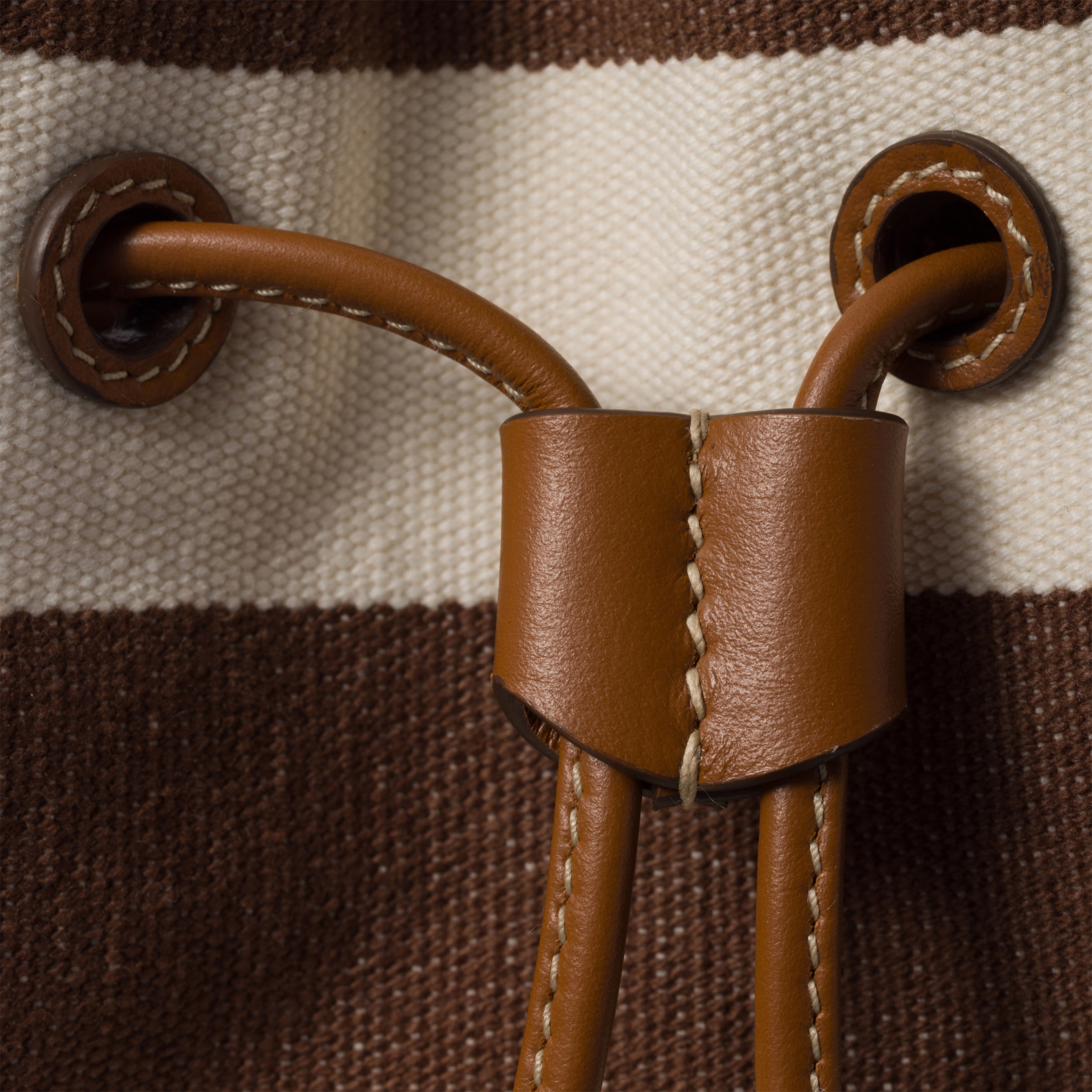 Striped fabric drawstring pouch - 3