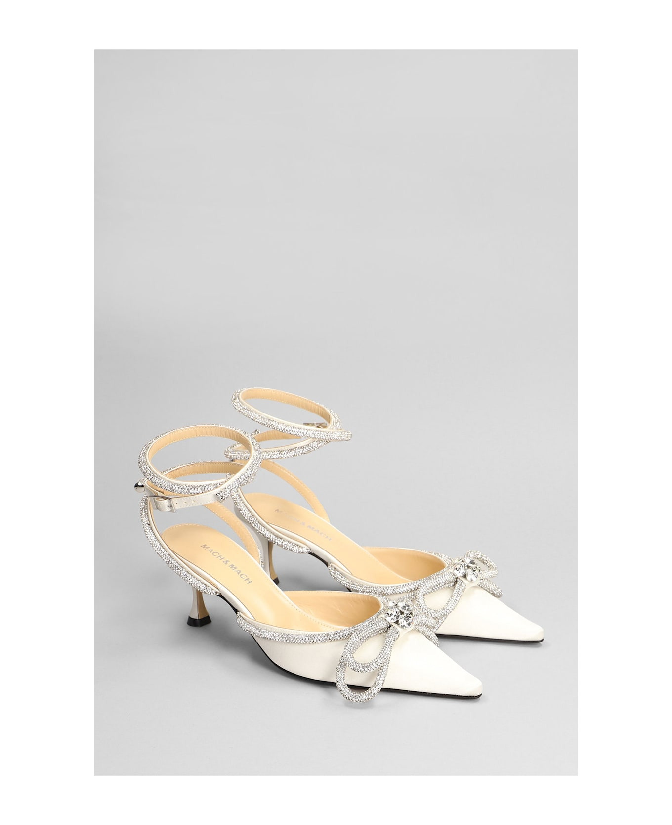 Pumps In White Silk - 2