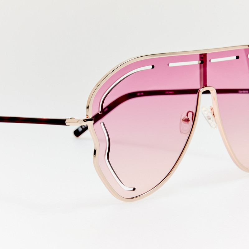 Kika Gardenia Sunglasses in Pink Gradient and Light Gold 3