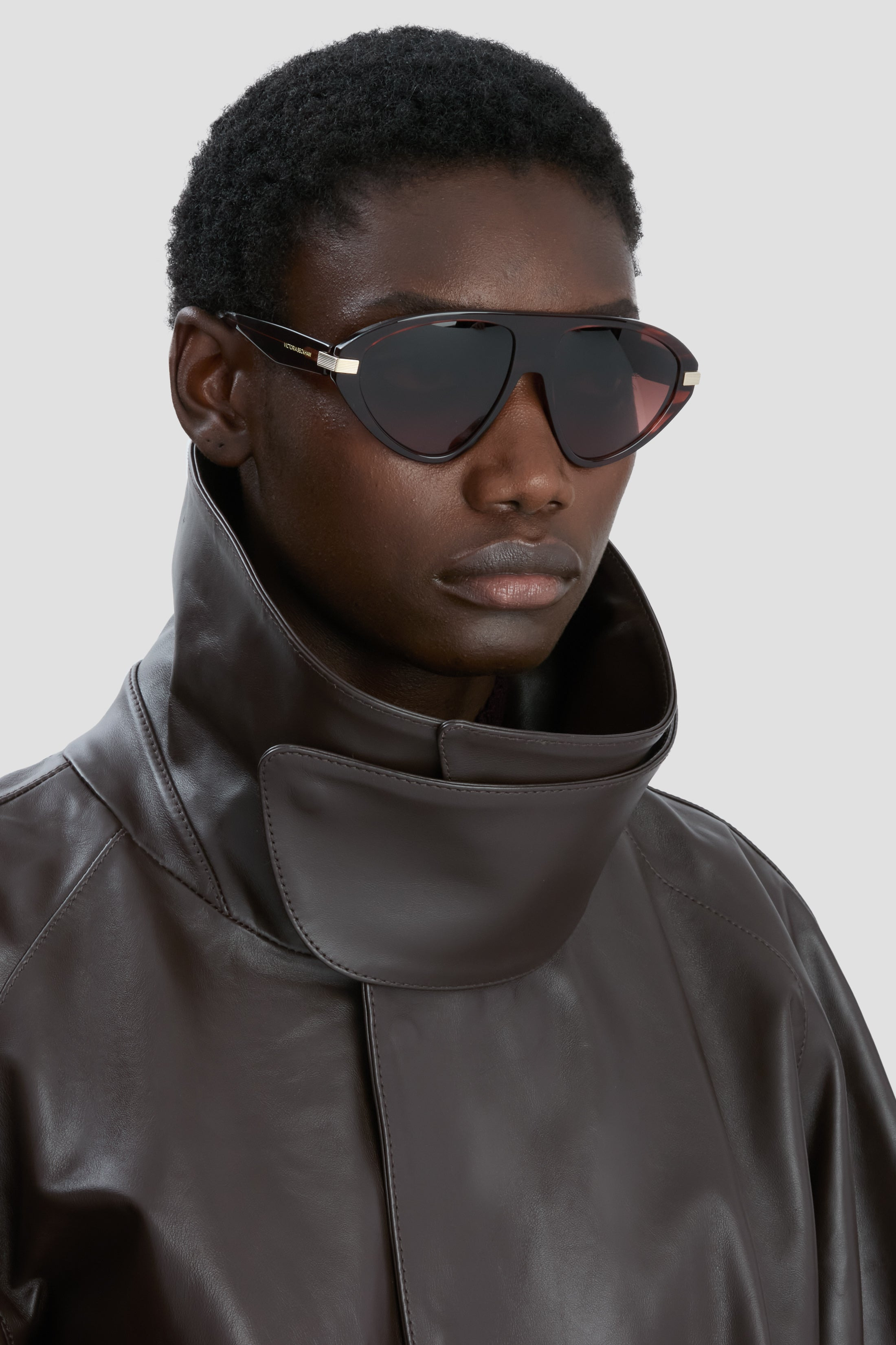 Visor Hinge-Detail Sunglasses in Striped Wine - 2