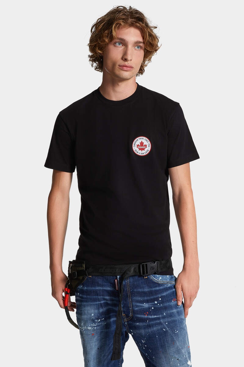 【D SQUARED2】Cool Fit Logo Patch T-Shirt DSQUARED2 COOL FIT LOGO PATCH T-SHIRT | REVERSIBLE