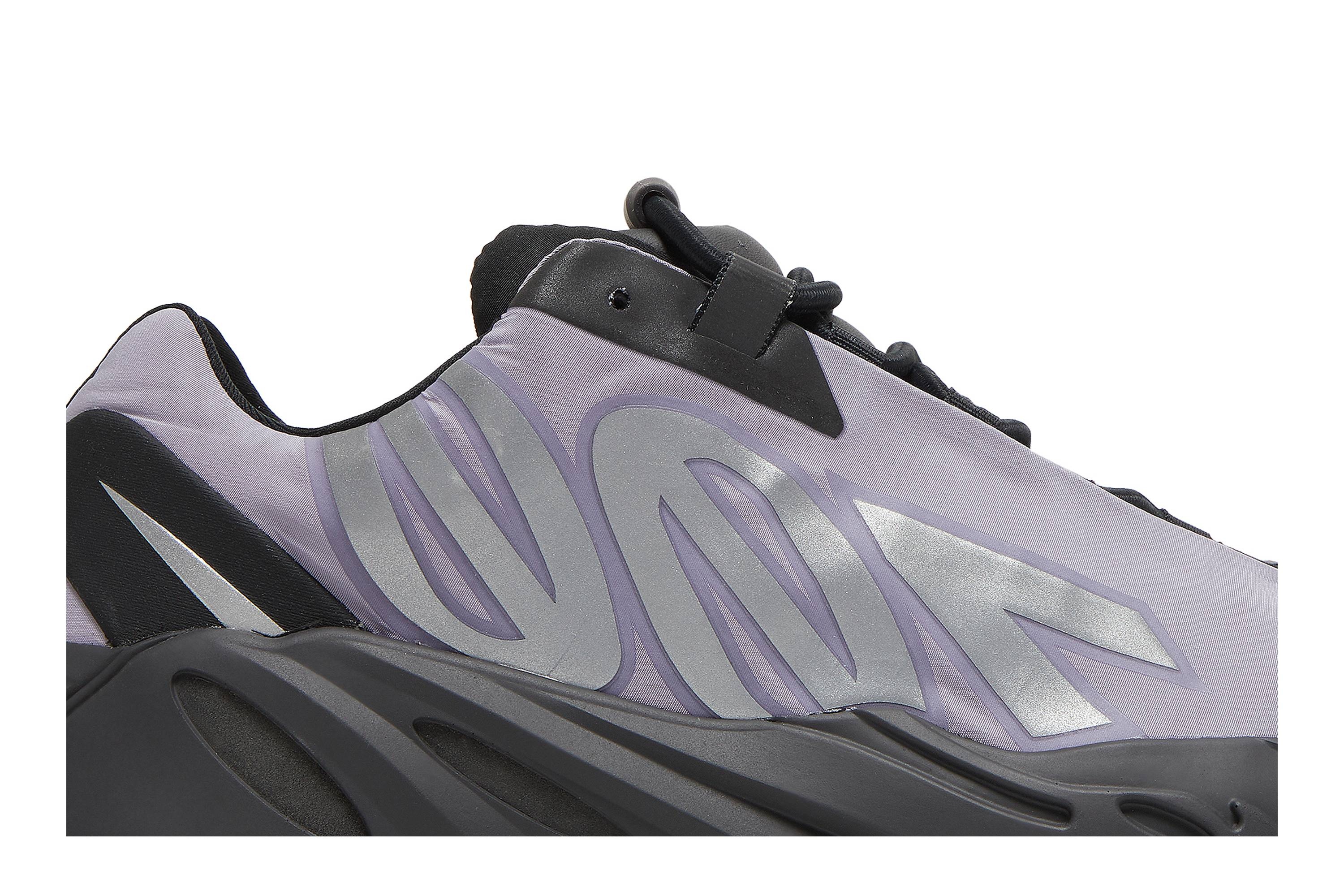 Yeezy Boost 700 MNVN 'Geode' - 2