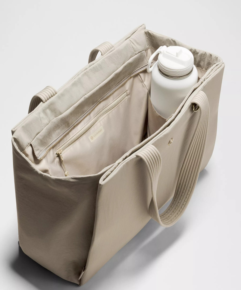 Triple Compartment Tote Bag 18L 5