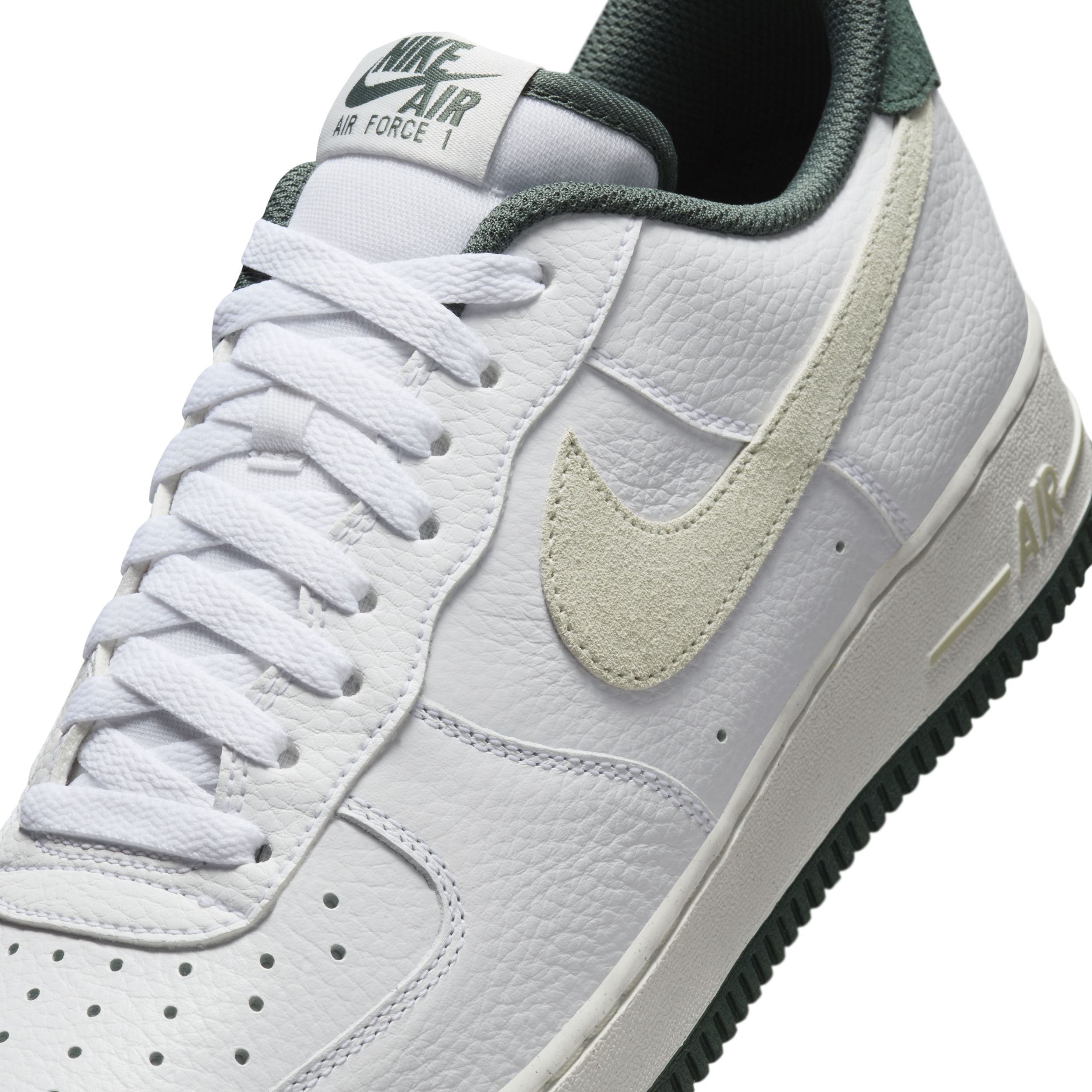 Nike Air Force 1 '07 LV8 Men's Shoes - 7