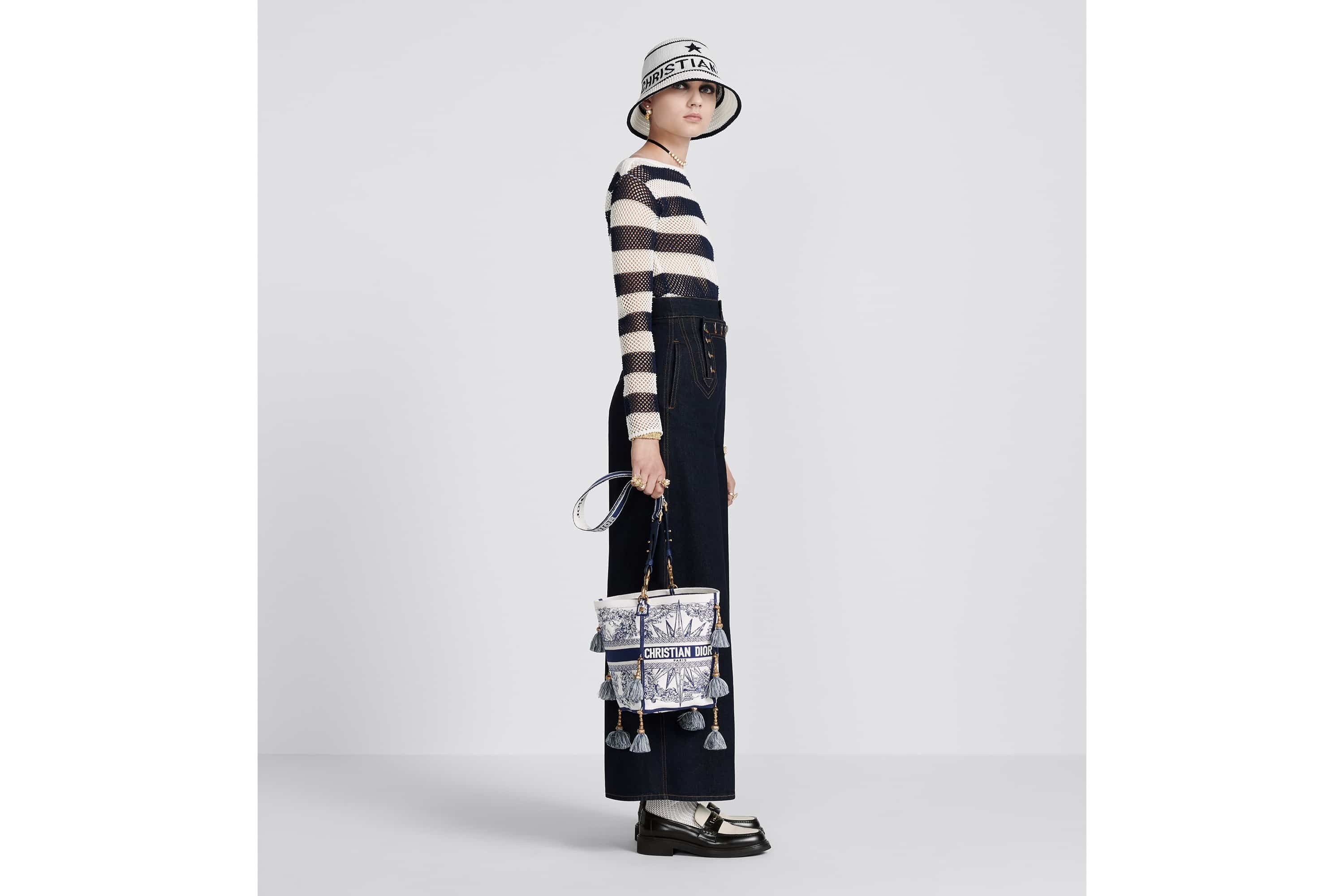 Small D-Bubble Bucket Bag - 5
