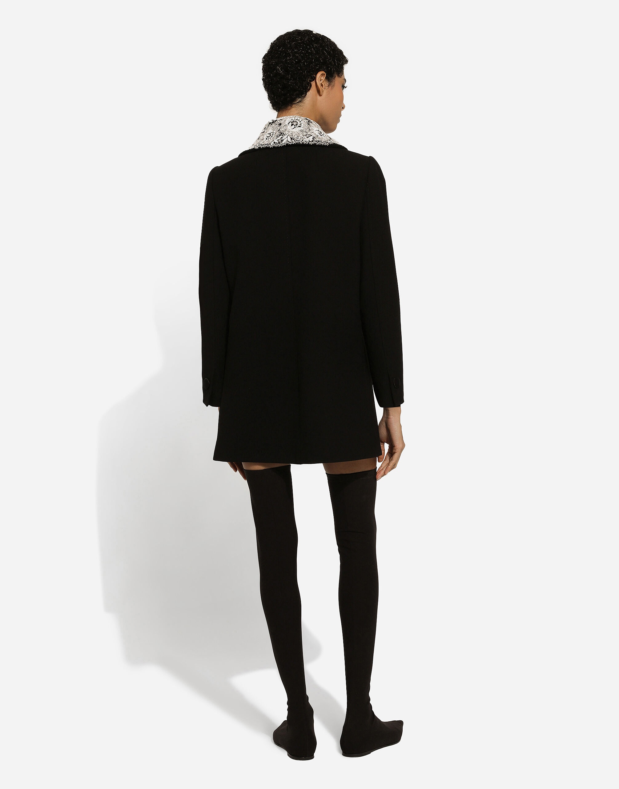 Short wool coat with lace details - 4