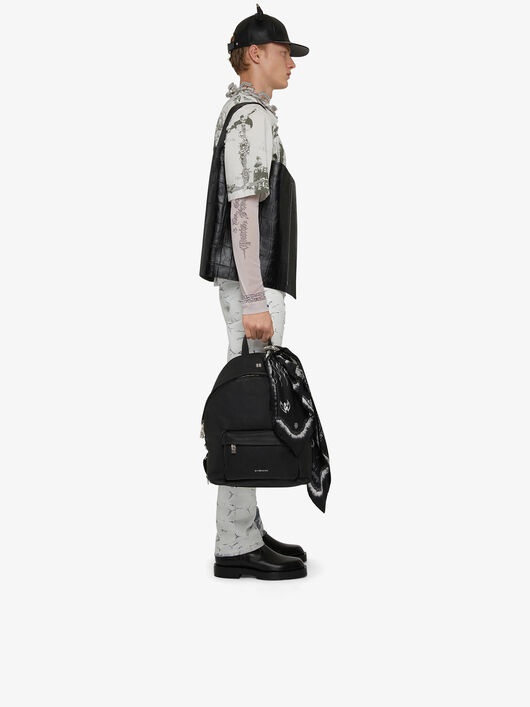 SHORT CAPE IN CROCODILE EFFECT LEATHER - 3
