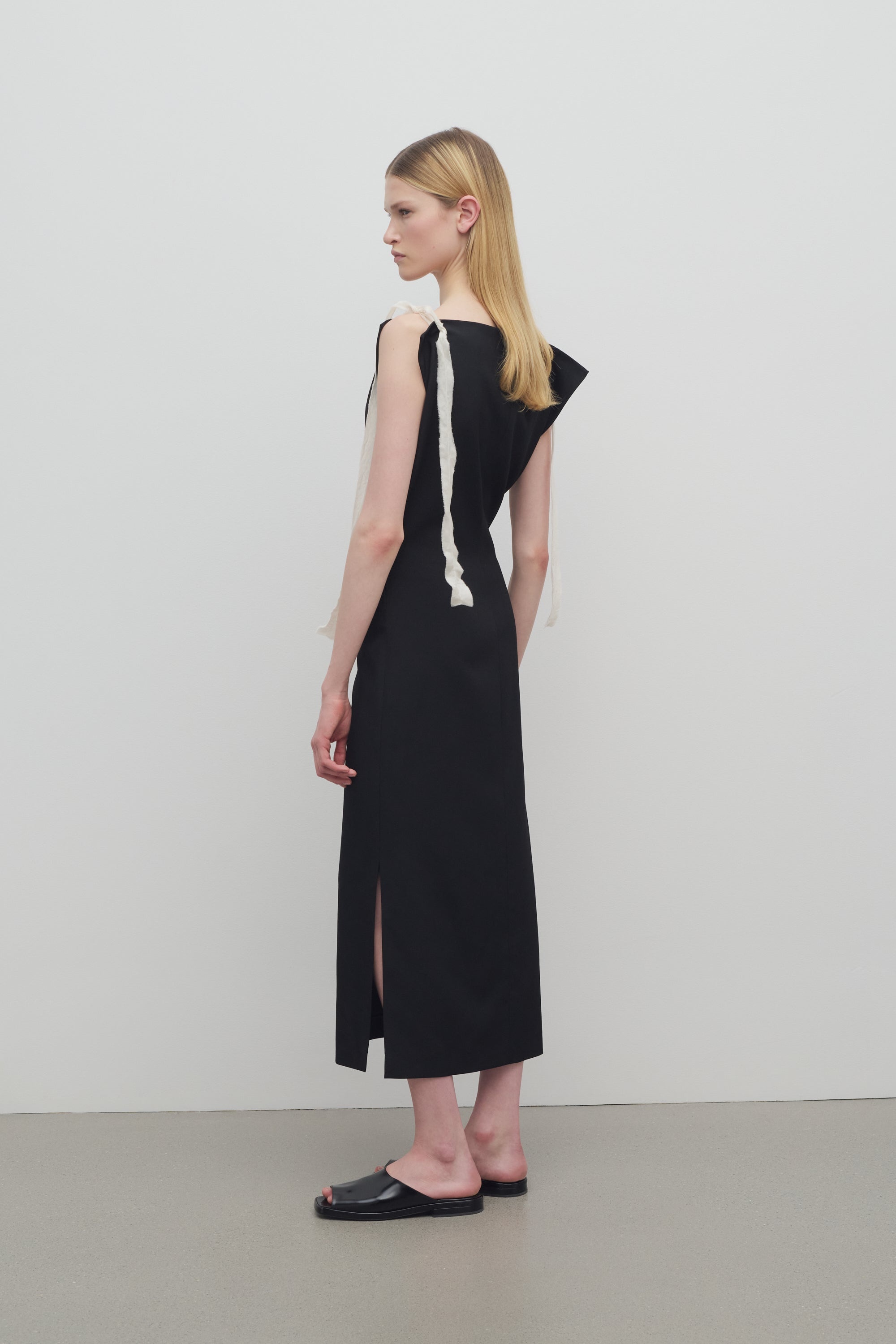 Giuliessa Dress in Virgin Wool - 5