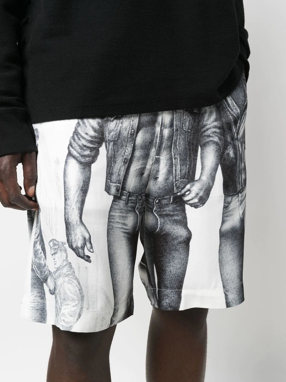 graphic-print track shorts - 6