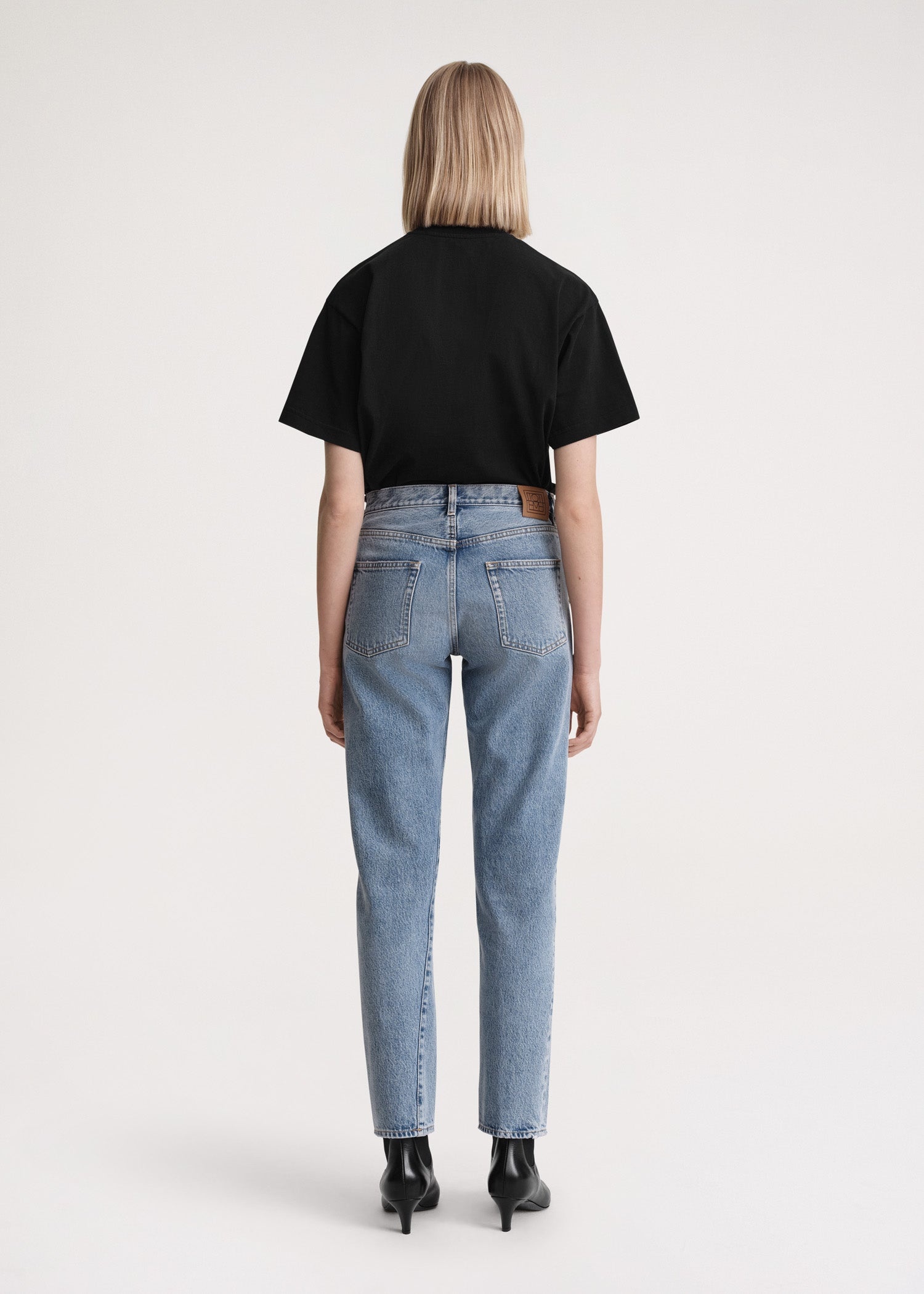 Totême Twisted seam denim worn blue | REVERSIBLE