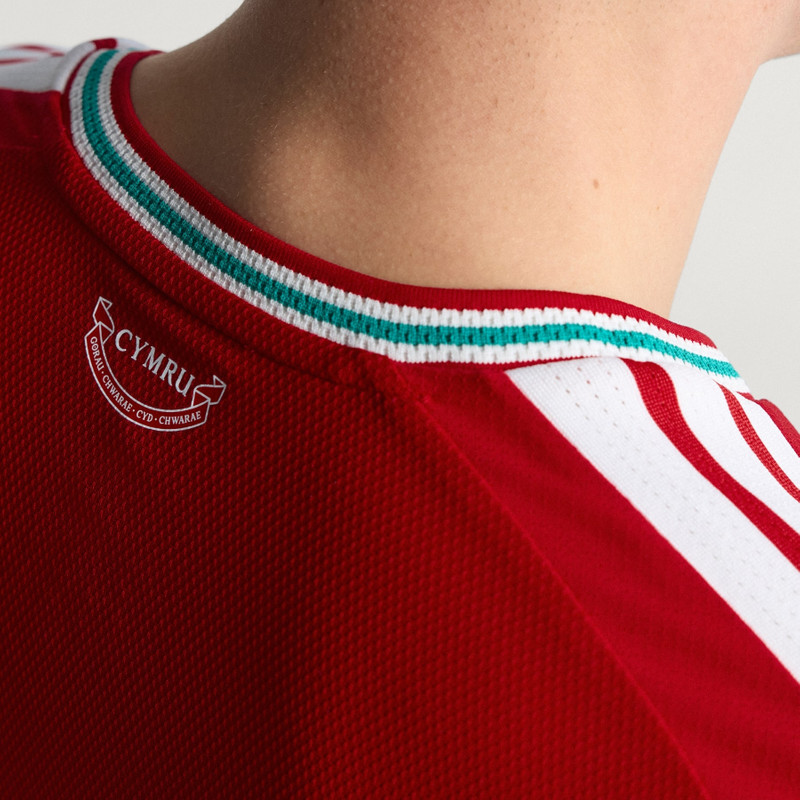 Wales 26 Home Authentic Jersey 7
