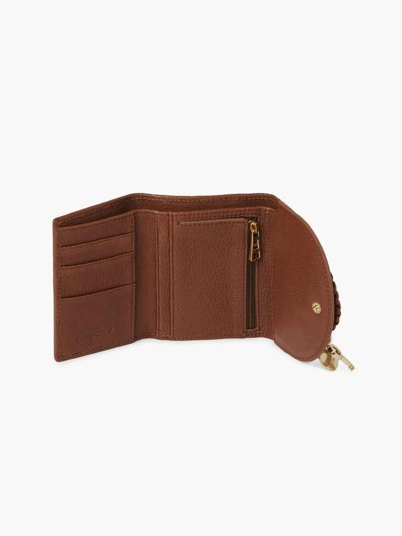 See by Chloé HANA TRI-FOLD WALLET outlook
