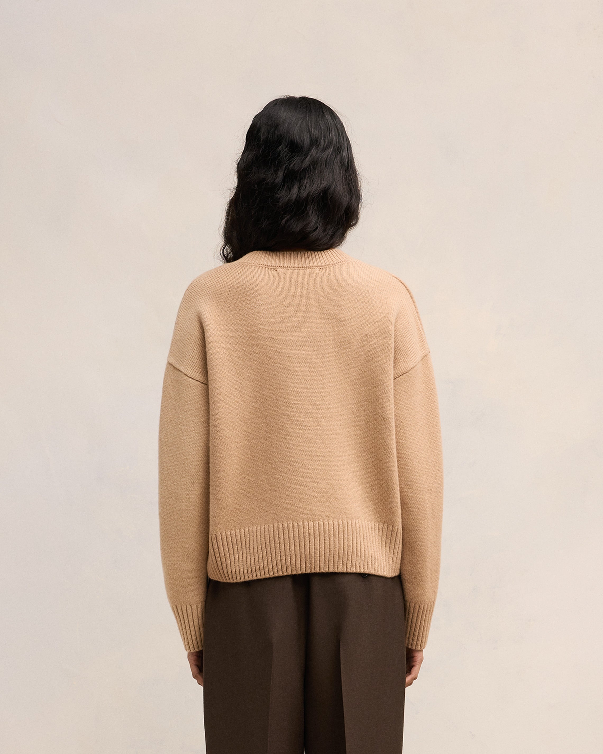 EMBOSSED AMI DE COEUR V NECK SWEATER - 5