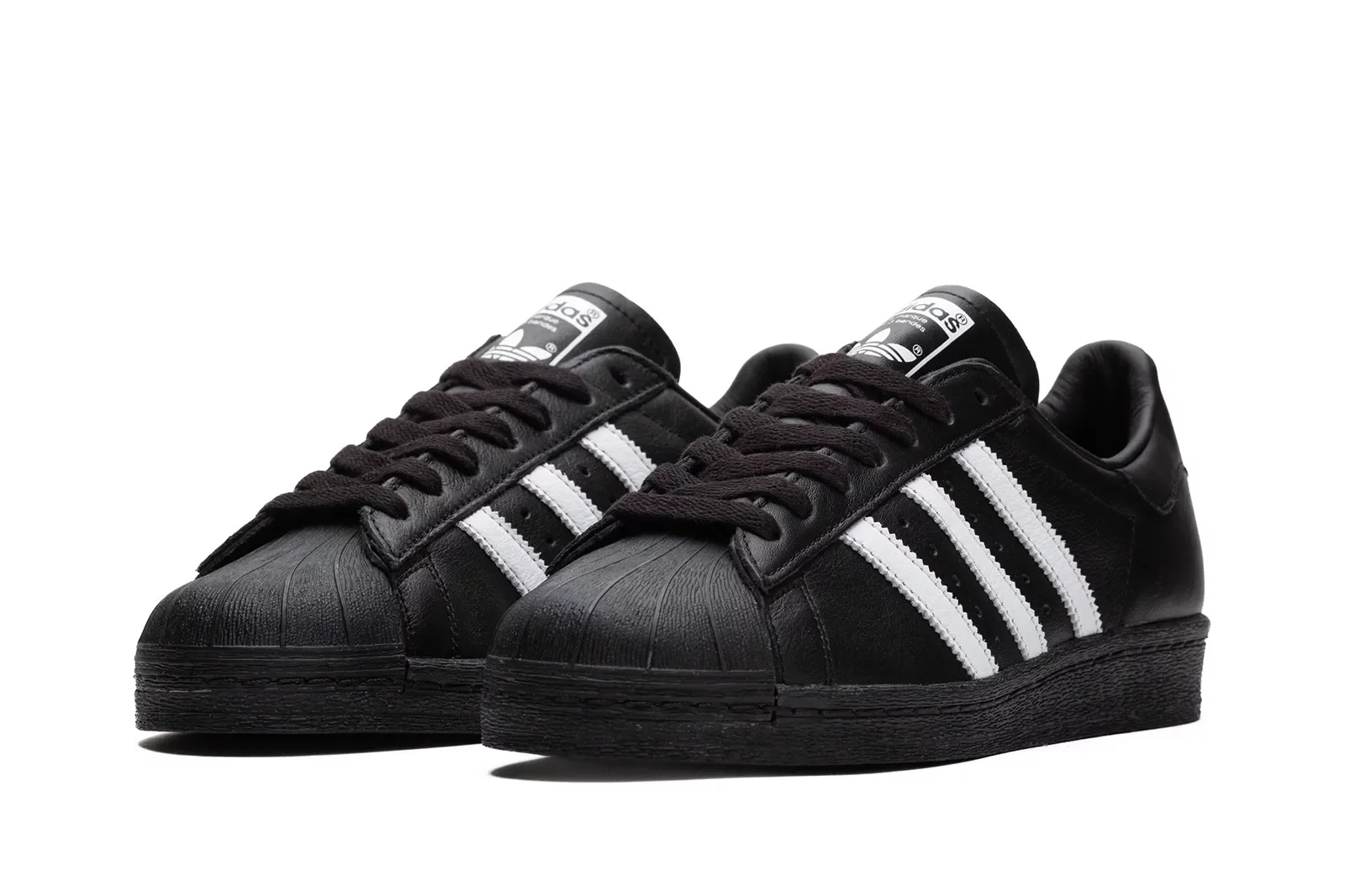 Superstar 82 "Core Black" - 3