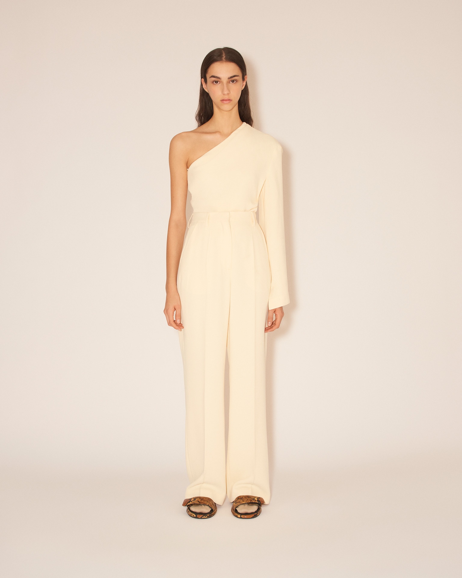 LAURINE - Asymmetric one sleeve top - Vanilla - 2
