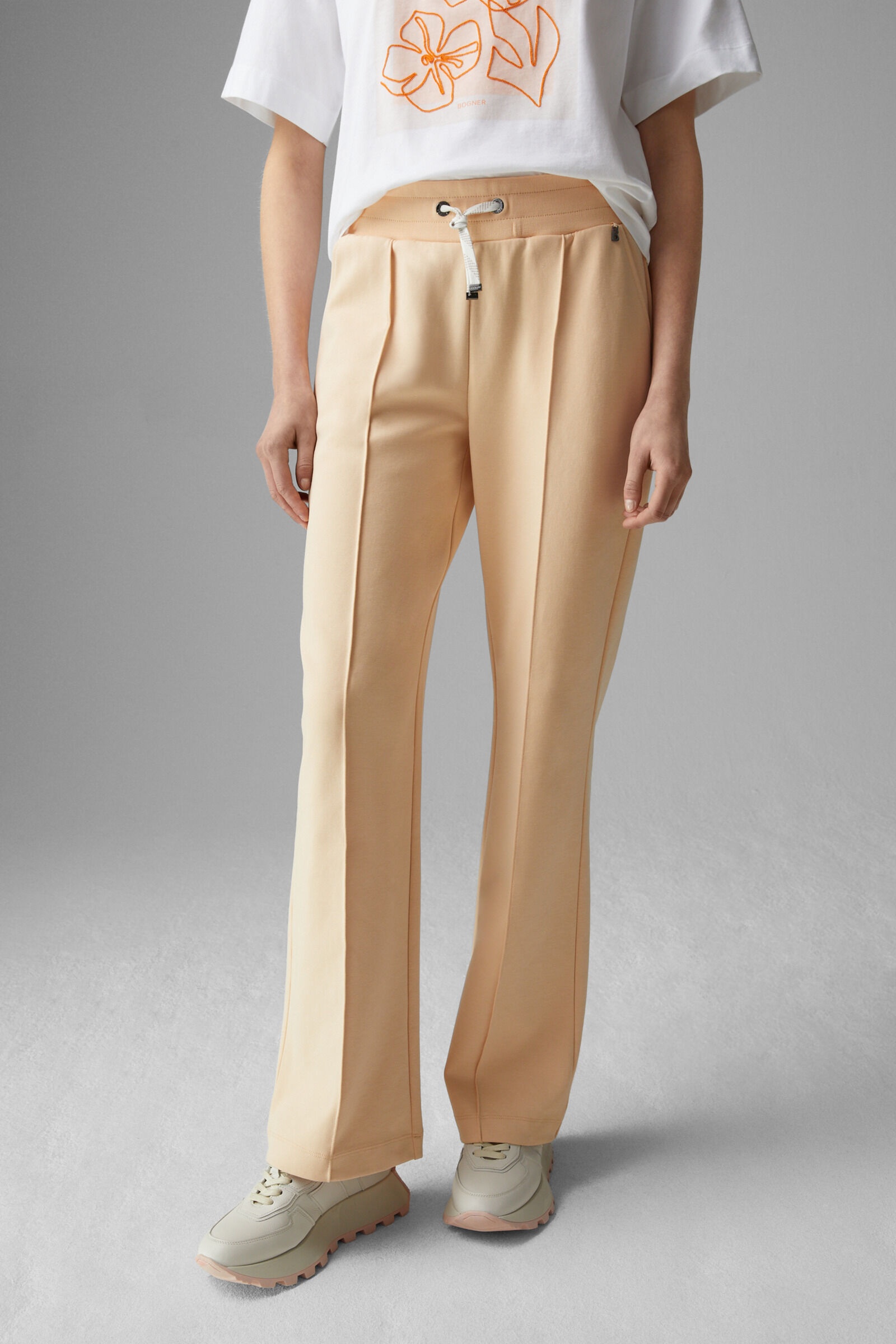 Ela Sweatpants in Apricot - 2