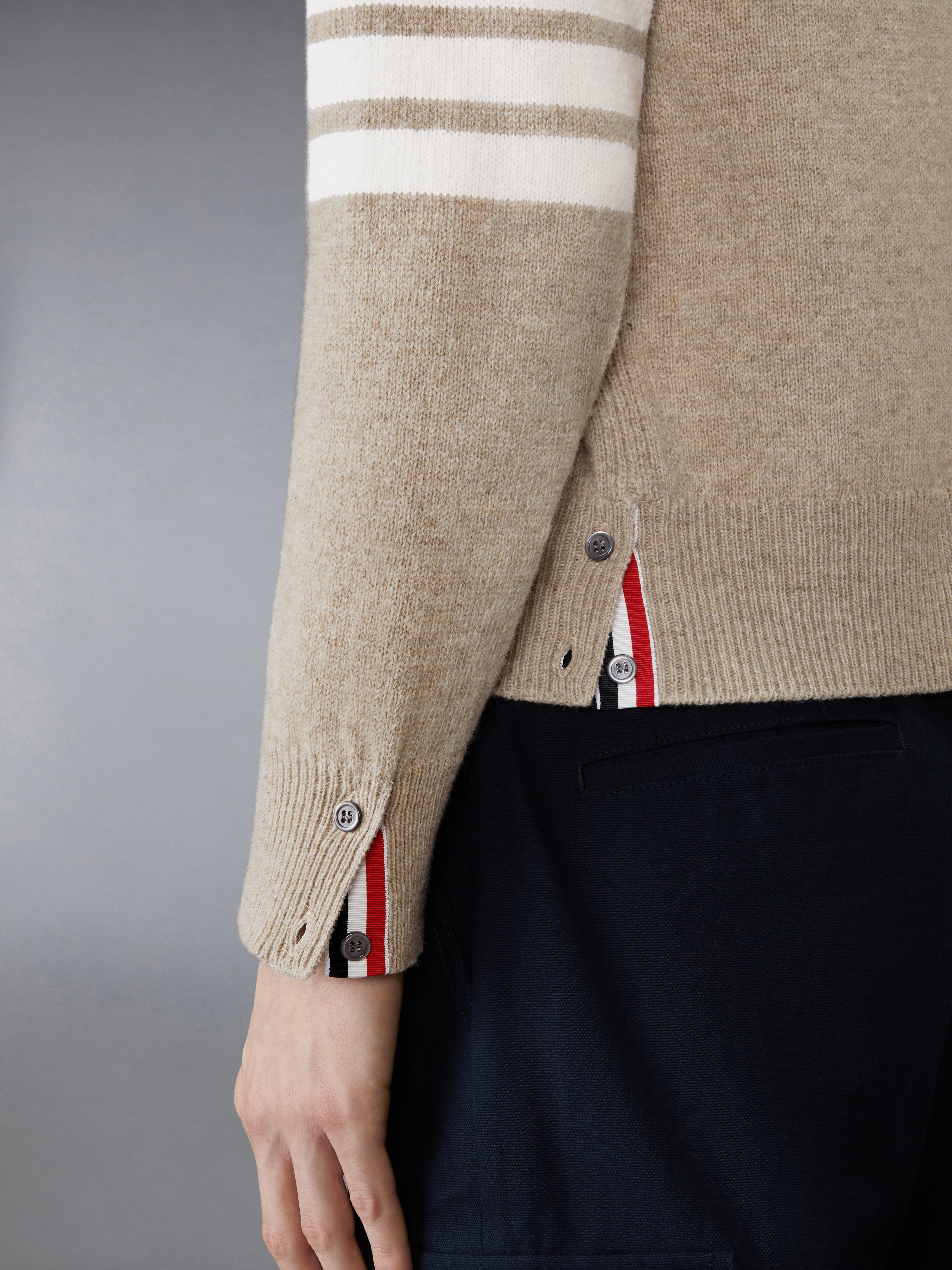 SHETLAND WOOL 4-BAR RELAXED FIT V NECK CARDIGAN - 5