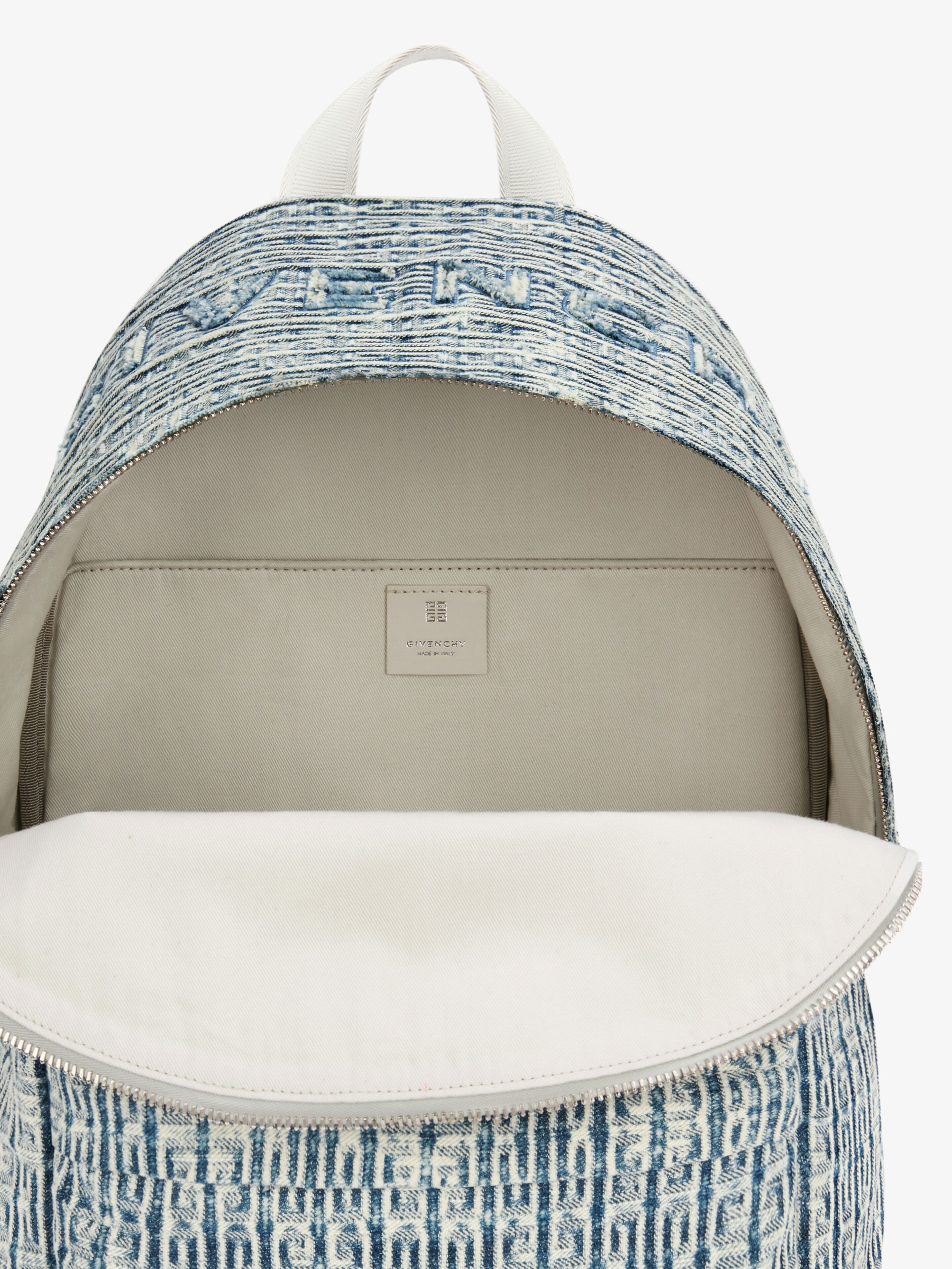 ESSENTIEL U BACKPACK IN 4G BLEACHED DENIM - 5