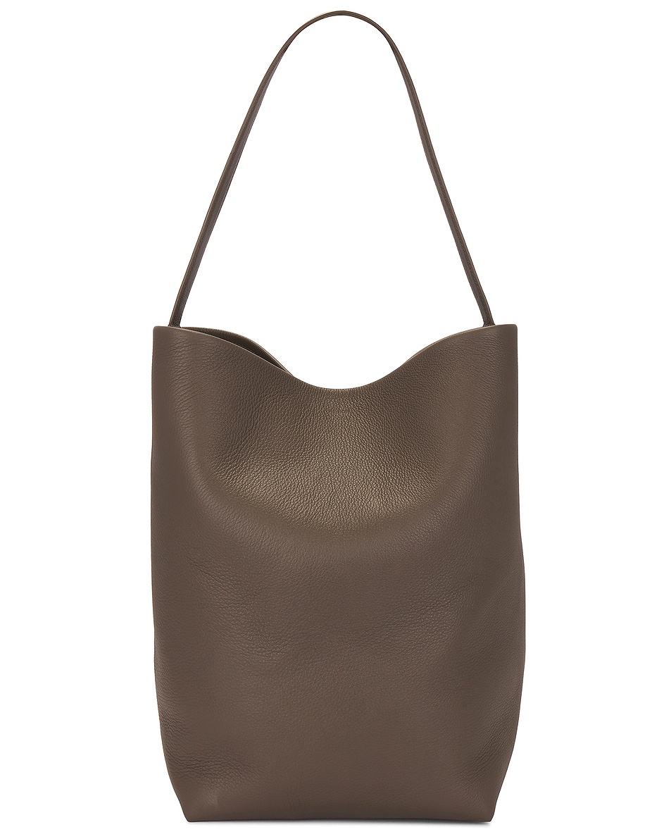◆THE ROW NEW◆Small N/S Lux Grain Park トートバッグ/2色◆ Medium N/S Park レザー製のトートバッグ タン – The Row