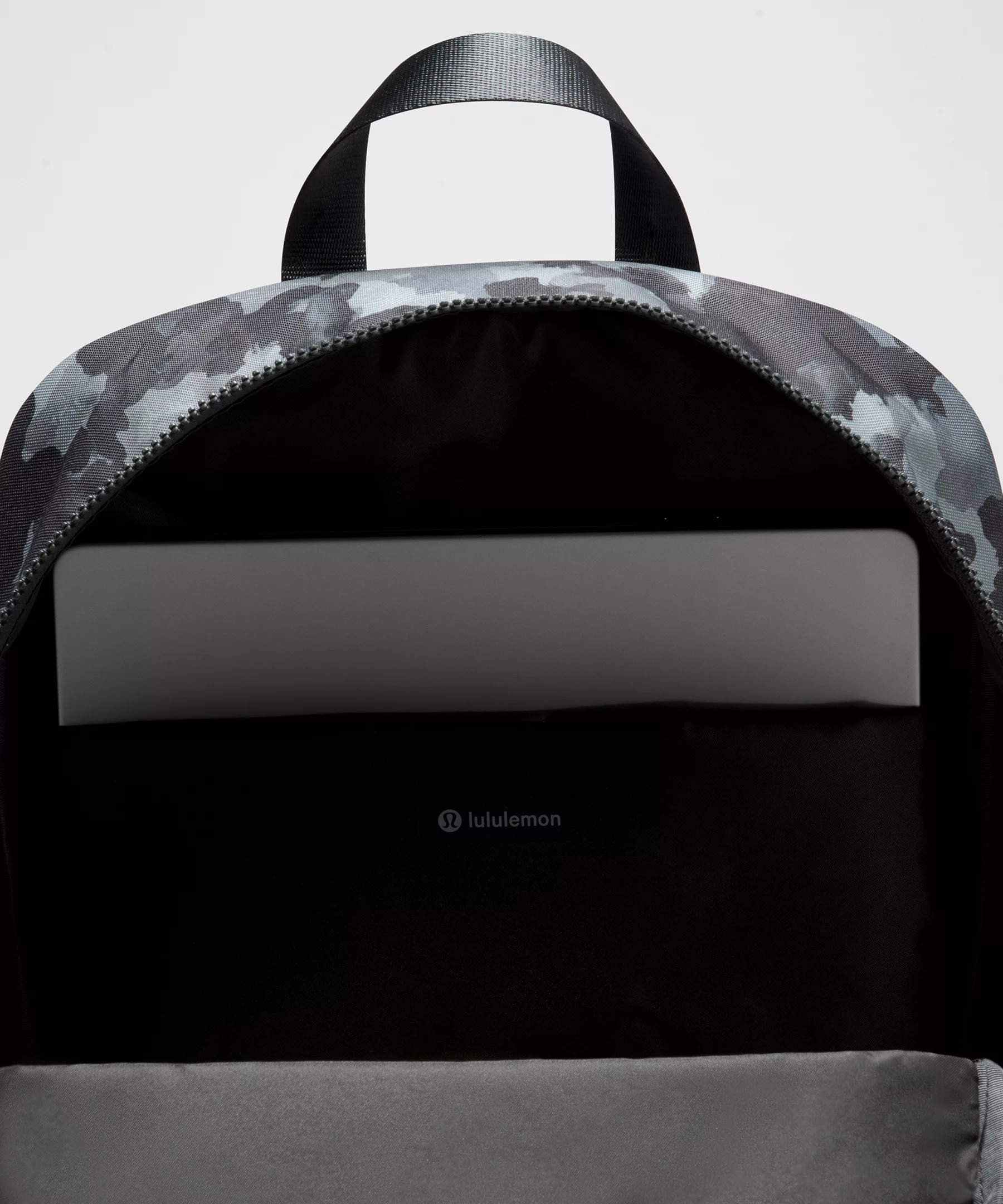 Everywhere Backpack 22L *Tech Canvas - 2