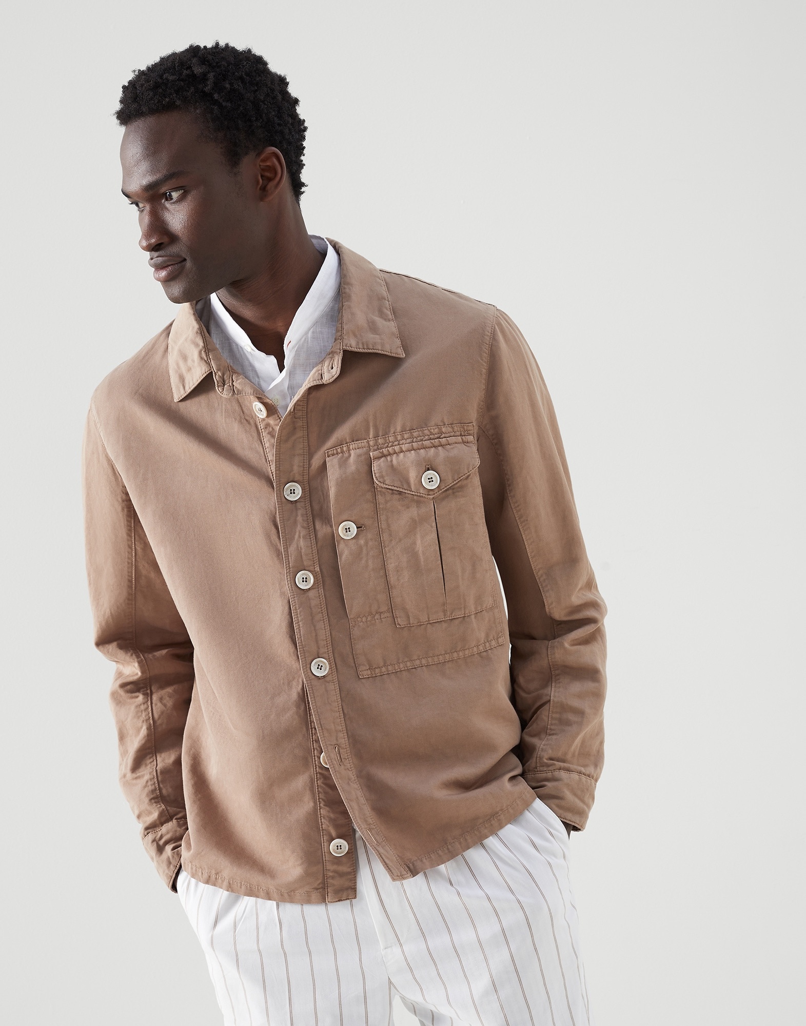 BRUNELLO CUCINELLI リネン ギャバジン シャツジャケット Brunello Cucinelli Garment-dyed shirt-style outerwear jacket
