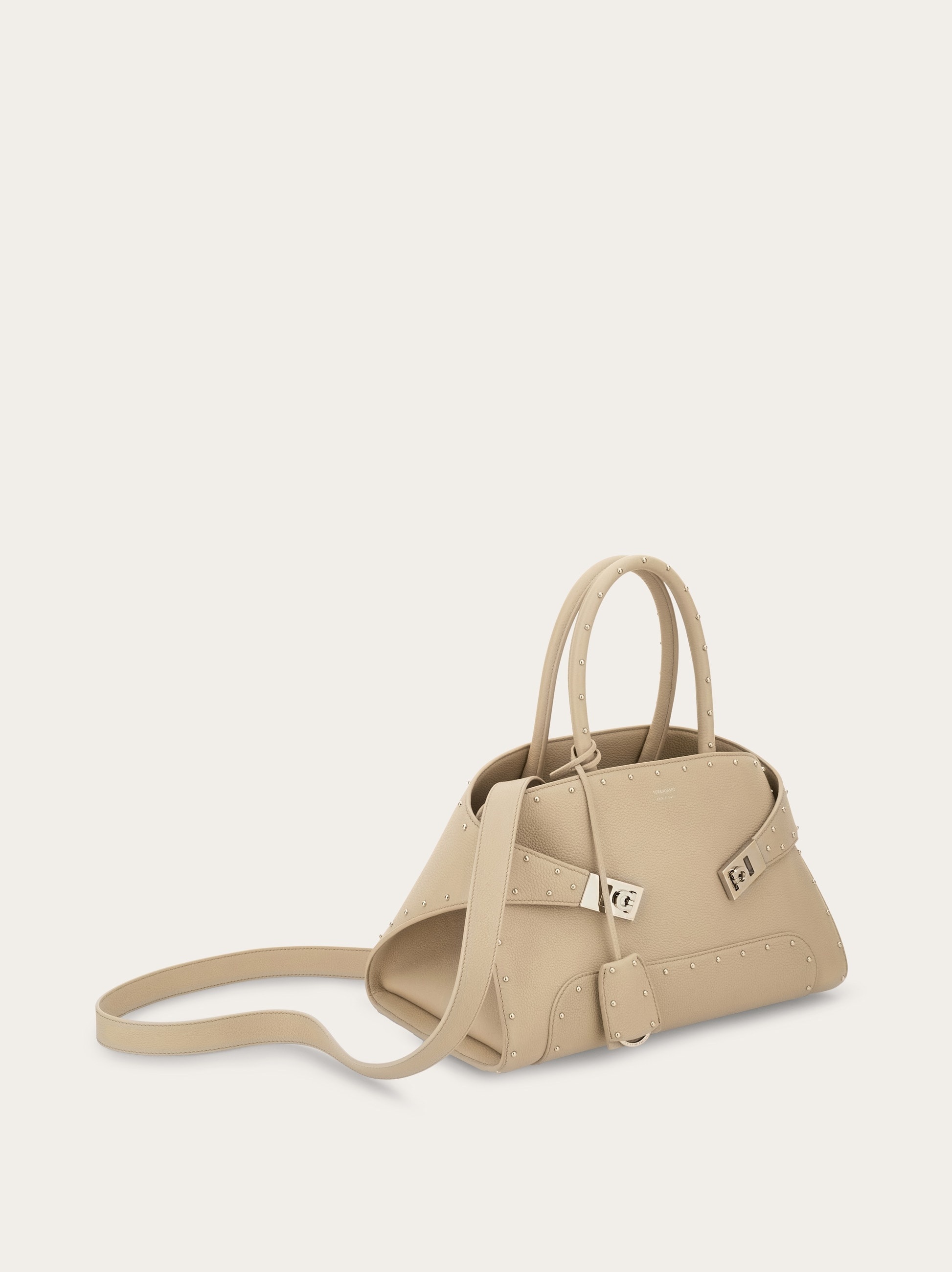 Hug handbag with studs (M) - 7