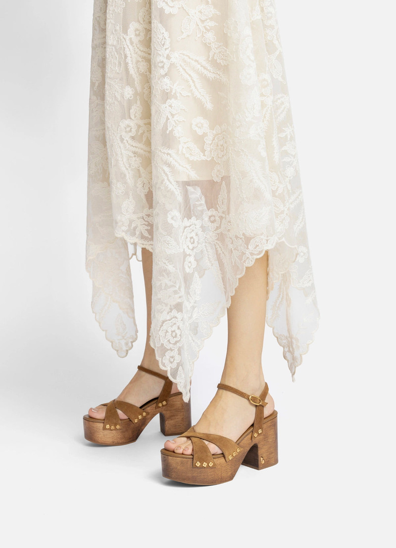 Larroudé Talitha Sandal In Russet Suede outlook