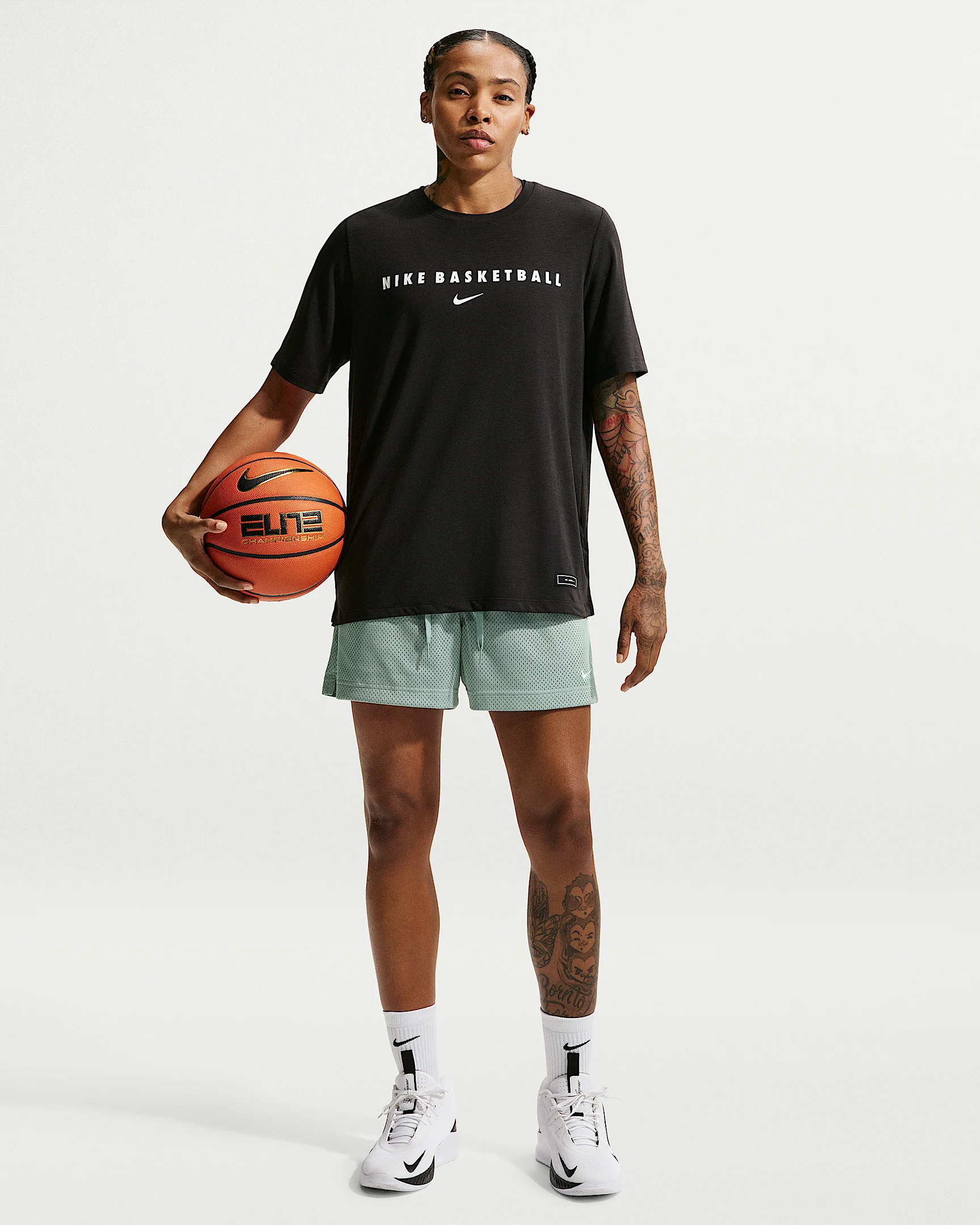 Nike Essential Women's Dri-FIT Mesh Basketball Shorts - 1