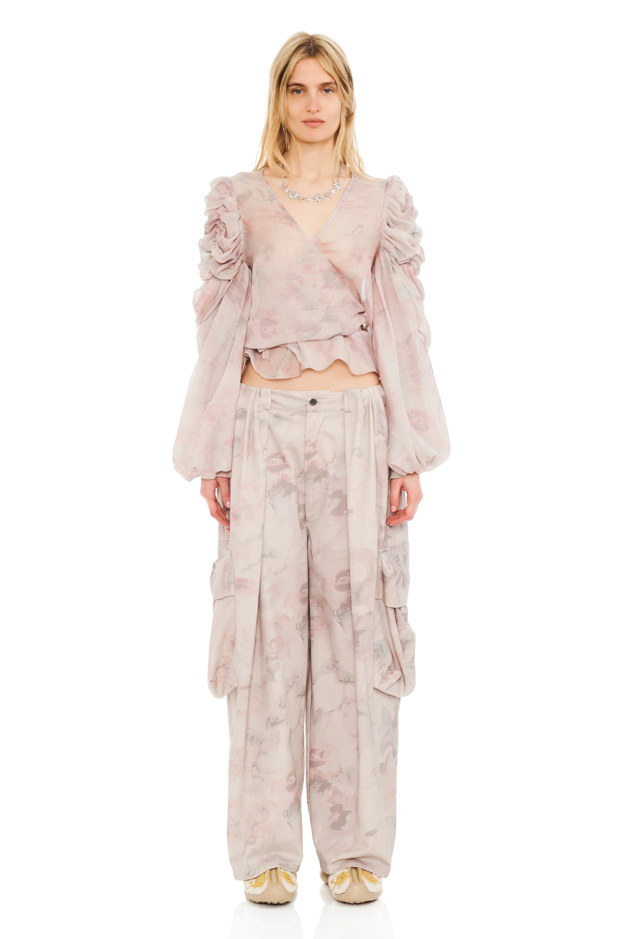 WASHED BEIGE WATERCOLOR ROSES PLEATED CARGO PANT - 3