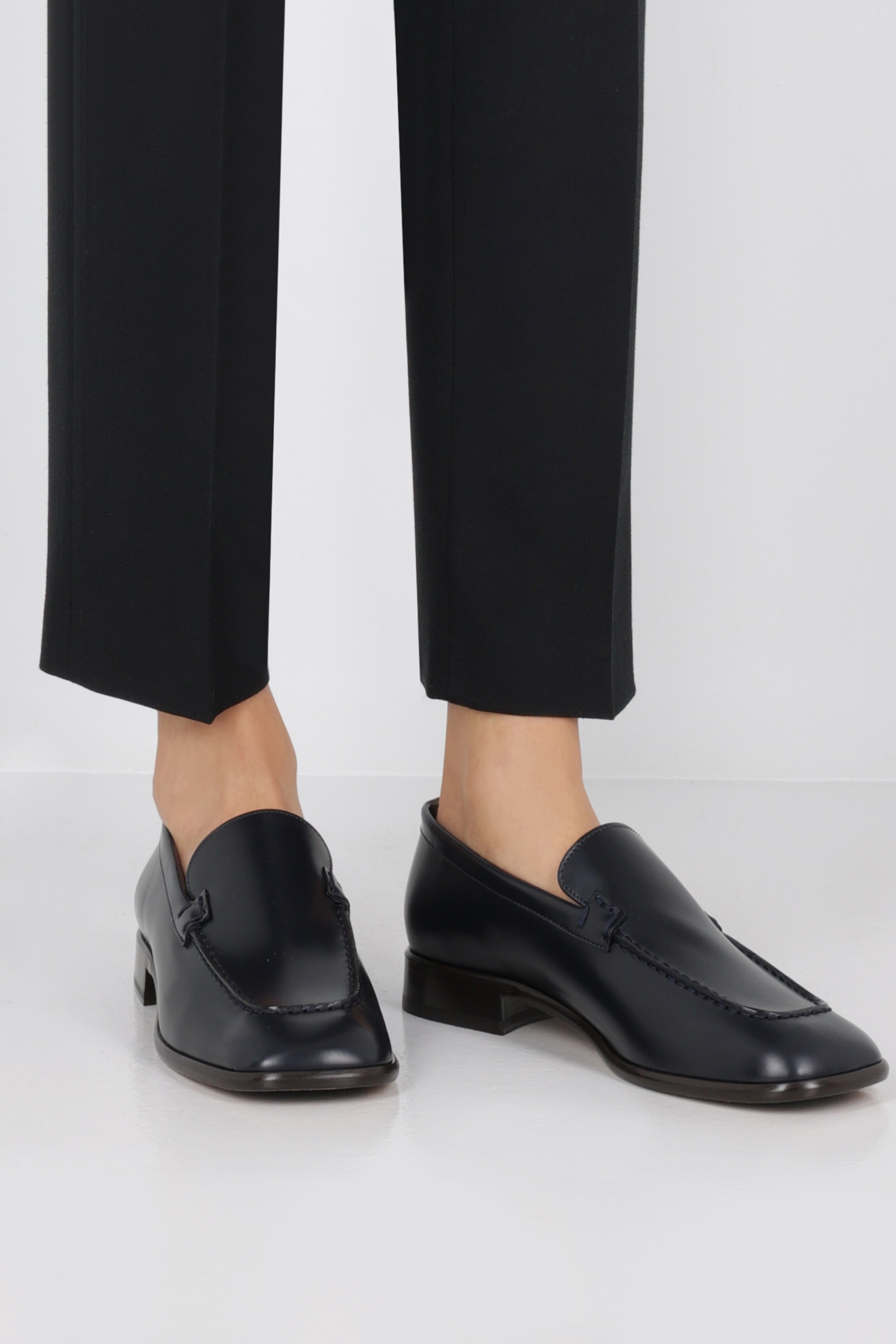 【The Row】 Mensy Loafer NAVY The Row Women's' Mensy Loafers in Navy | LN-CC®
